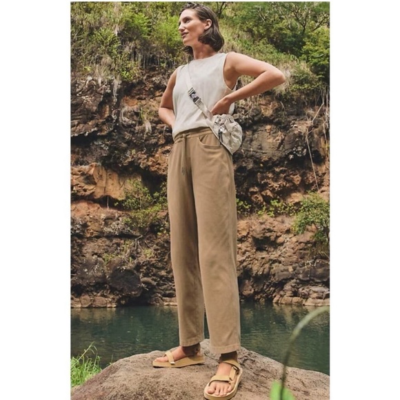 ATHLETA Farallon Crop Pants Big Sur Brown XS - Picture 13 of 13